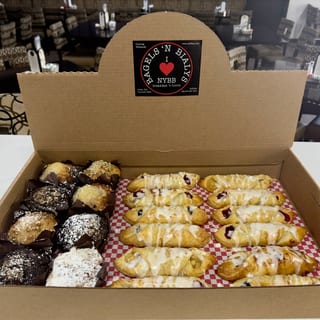 MUFFIN & PASTRY BOX for 16-18