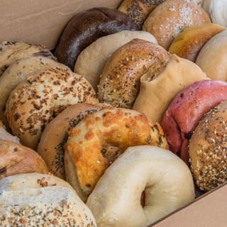 BAGEL SPECIAL For 20-24