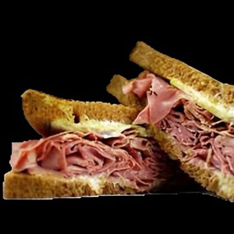 Pastrami Sandwich Delight